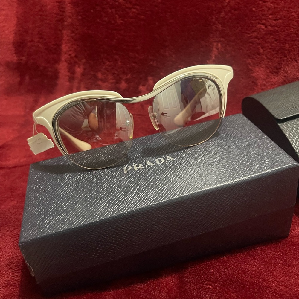 PRADA SUNGLASSES